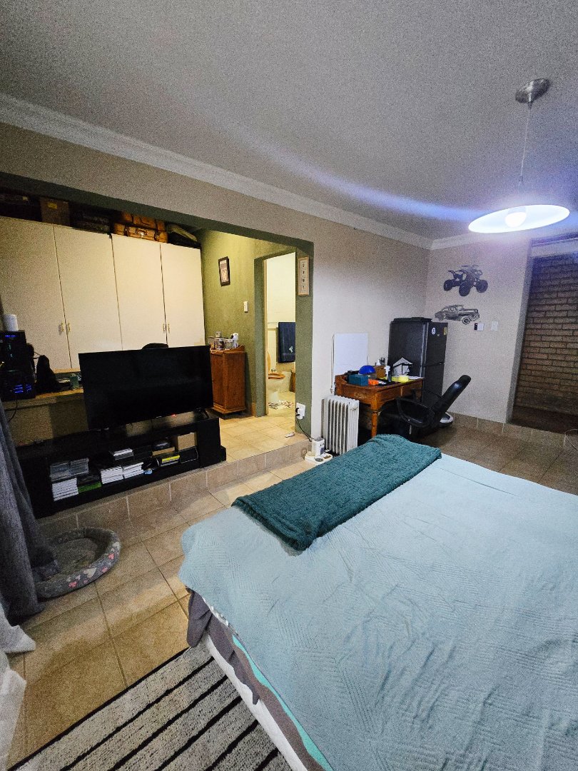 4 Bedroom Property for Sale in Flamwood North West